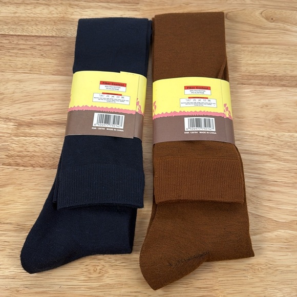 Two pairs of YELETE Ladies tigh high fancy designer socks - Picture 5 of 8